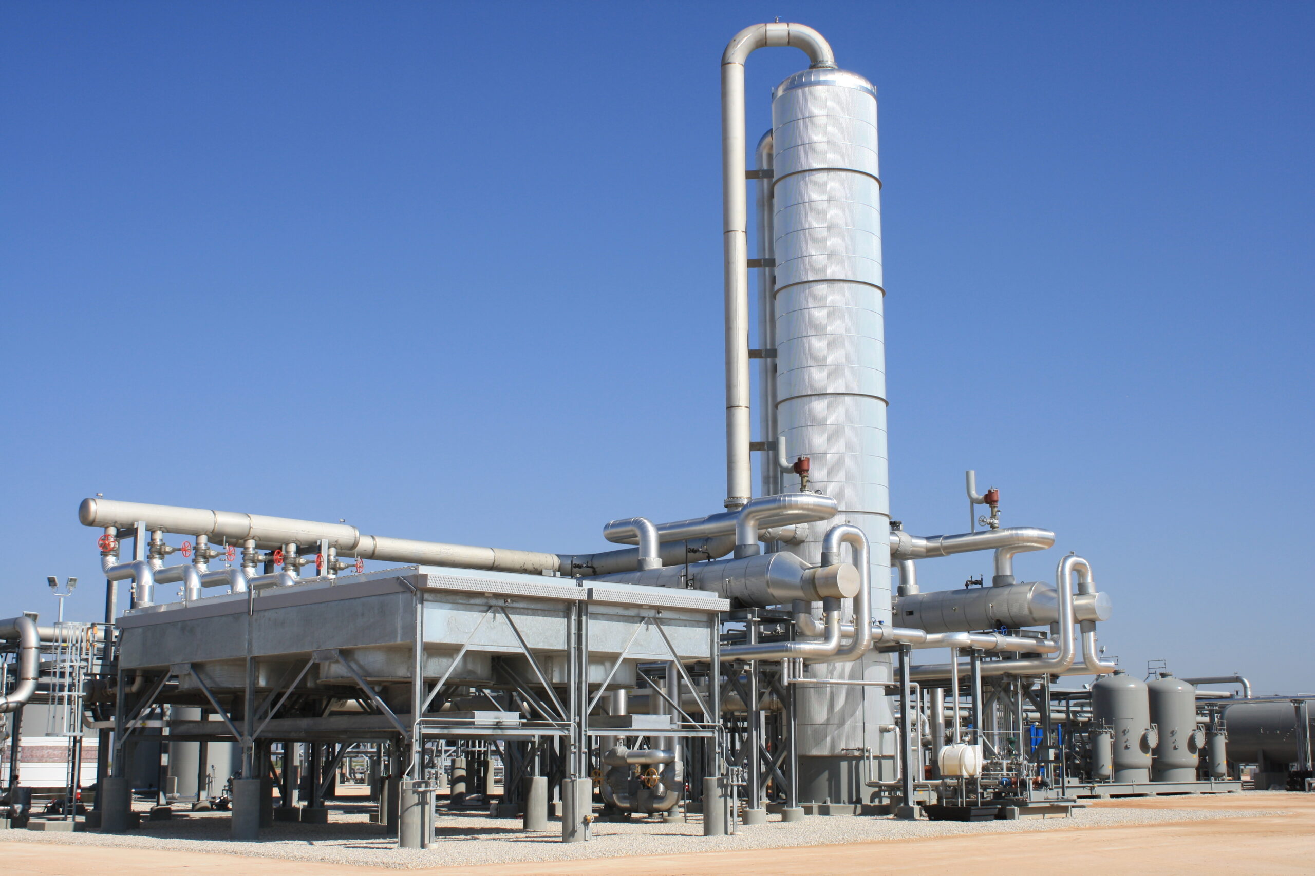 Gas Processing . 1600 GPM Amine Treater, 3 MMBtu_Hr. TEG Dehydrator, 10,000 BBL_D Condensate Stabilizer